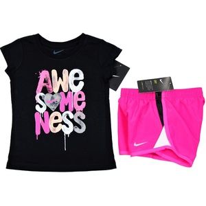 Nike Toddler Girl 2 Piece Set Tee Shirt/Shorts